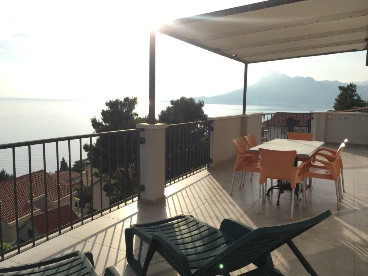 Apartmani Mateo Omis Exterior photo