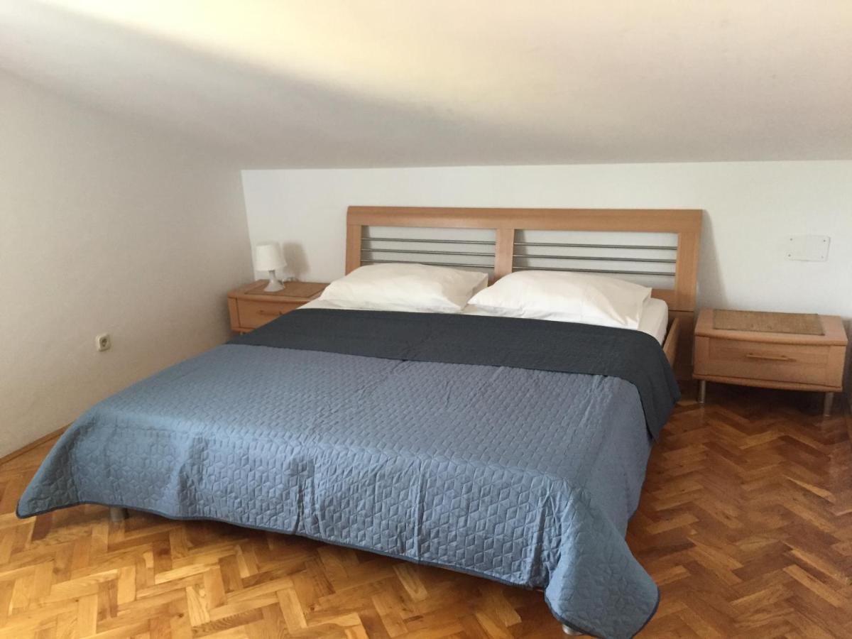 Apartmani Mateo Omis Exterior photo